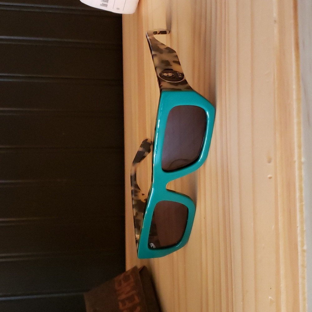 HUF x Akila sunglasses NWT